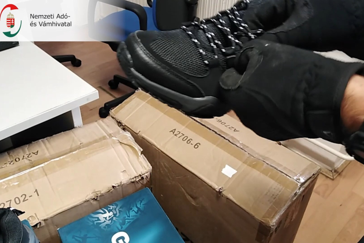 Hamis cipőket szállított, lebukott