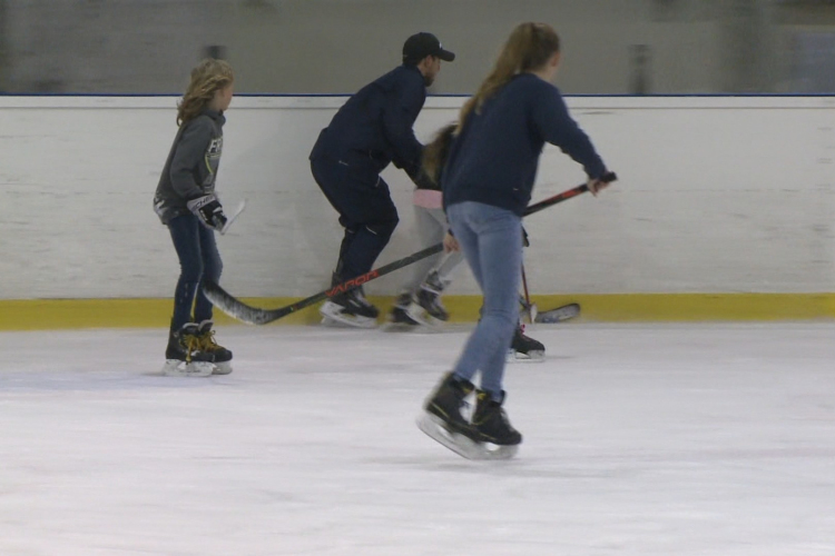Rekordlétszámú látogatót fogadott a Győri Jégsport Központ