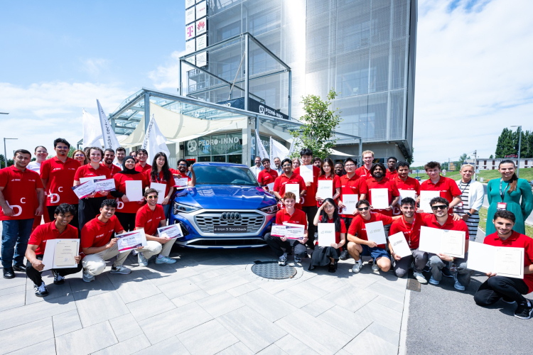Lezárult a Széchenyi István Egyetem és az Audi közös programja: 17 ország 20 egyetemének fiataljai vettek benne részt