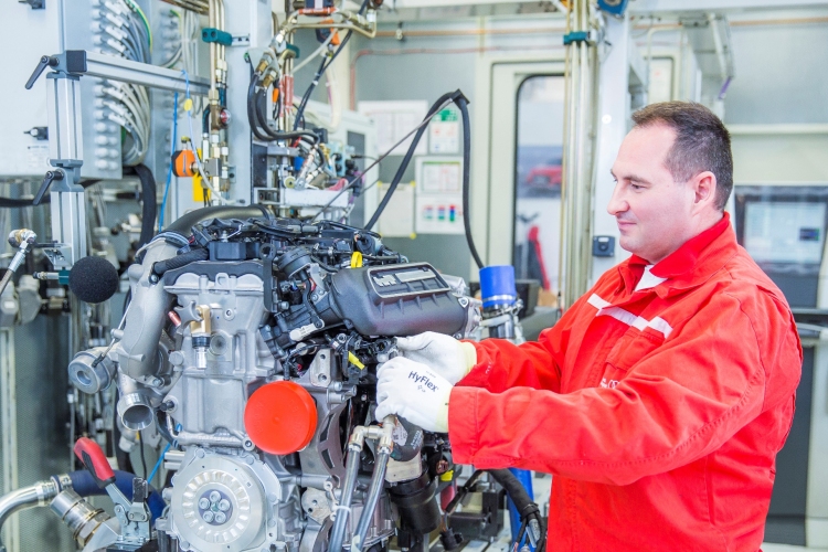 Audi Hungaria: stabil eredmények a 2016-os üzleti évben