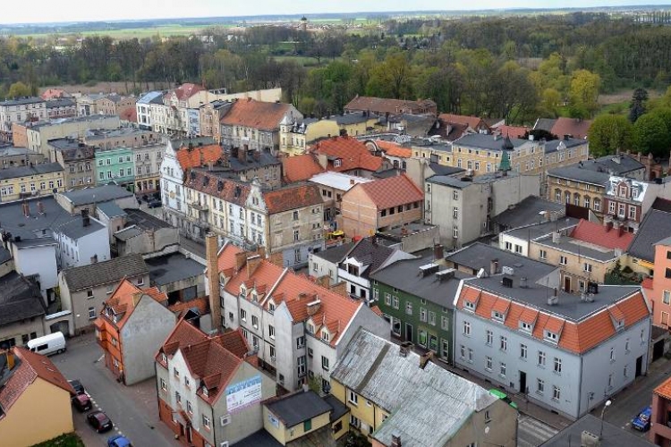 Leesett a pláza tetejéről, szörnyethalt 