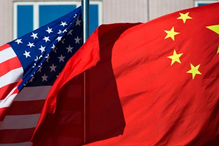 Kína a következő évtized végére lehagyja az amerikai gazdaságot