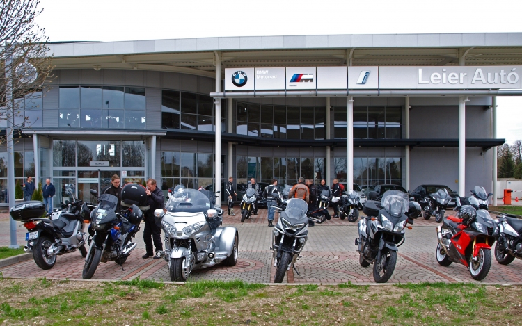 Szezonnyitás és közlekedésbiztonság a győri Leier Autó BMW Motorrad-nál 