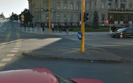 Demonstráltak a Raabvill Kft. károsult alvállalkozói Győrben