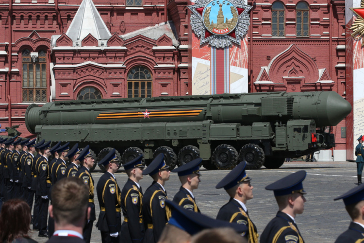 Vlagyimir Putyin: Oroszország továbbfejleszti nukleáris triádját