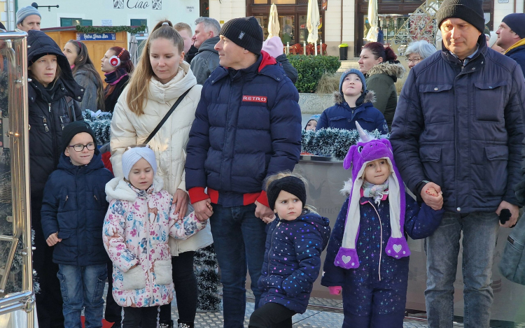 A győri hobbikerékpárosoknál a december a jótékonykodásról szól