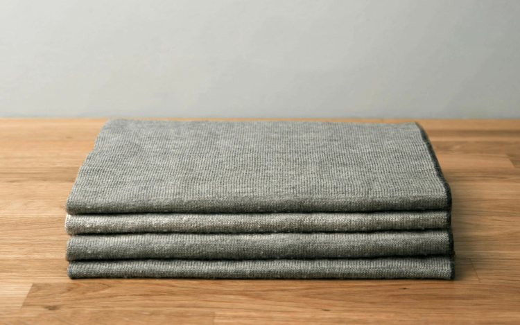 Takarókat, téli ruhákat várnak, ha tud, segítsen!