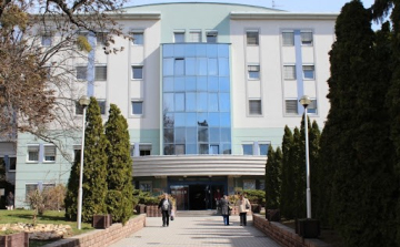 Látogatás tilalom a soproni kórház egyik osztályán