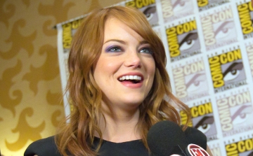 Emma Stone ki sem mert lépni a házból, annyira pánikolt