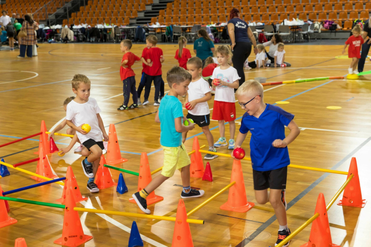 Itt a játék volt a főfogás