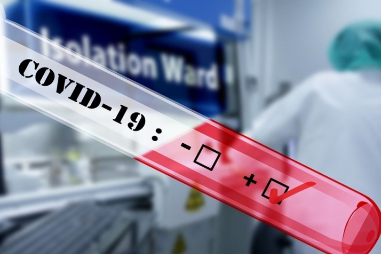 Jelentős ütemben csökken az új fertőződések száma Nagy-Britanniában