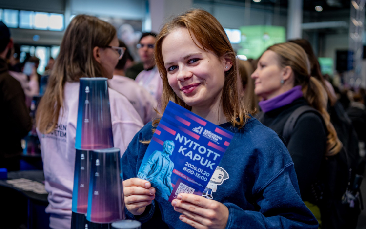 Nyitott kapukkal várják a továbbtanulás előtt álló fiatalokat a Széchenyi István Egyetemen