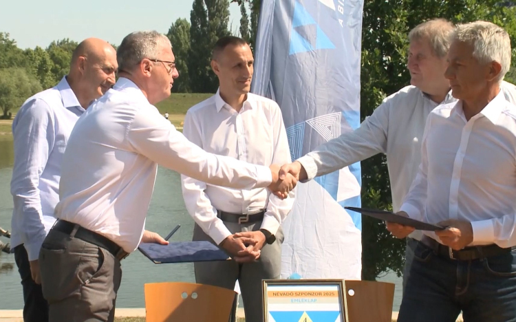 Új névadó szponzor a kajak-kenusoknál