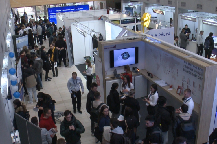 Csaknem 30 kiállító a Széchenyi István Egyetem állásbörzéjén