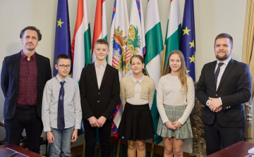 A Magyarság KicsiNagykövetei a Városházán