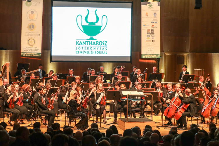 Még lehet pályázni a Kantharosznál