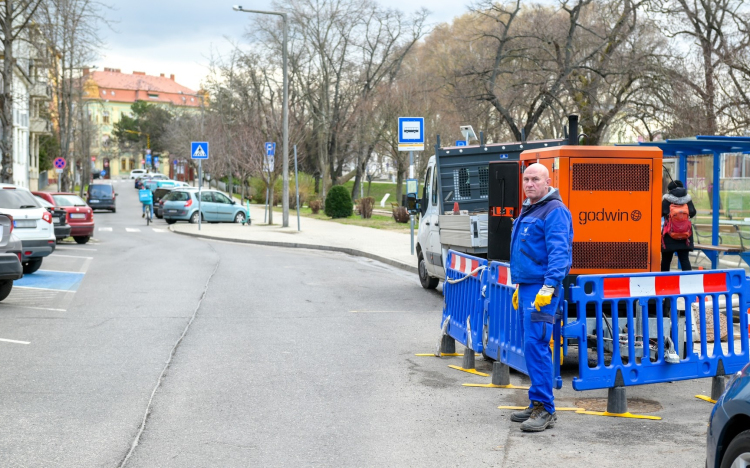 Forgalomkorlátozás a Kálóczy téren – Változik a buszközlekedés is