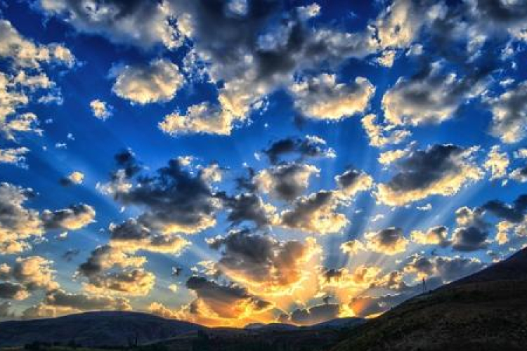 Jégeső lehet délután 