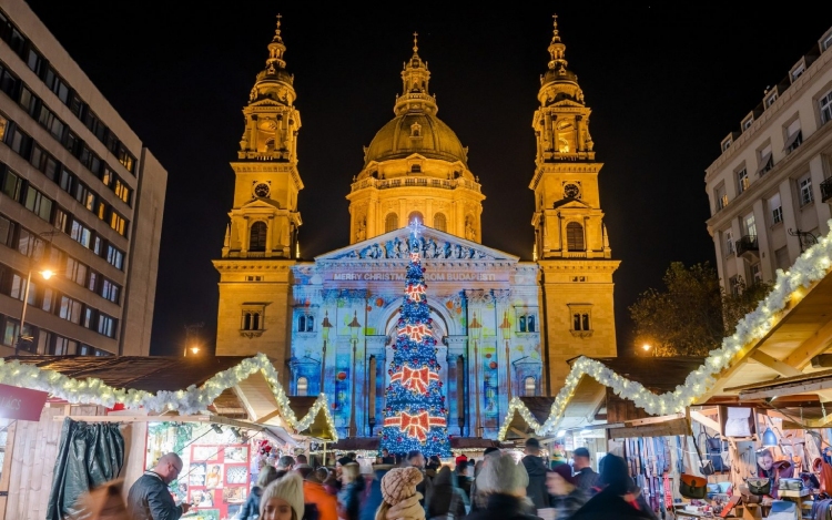 A budapesti lett Európa legszebb karácsonyi vására