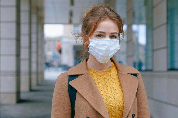 Otthon hagyhatjuk a maszkot, enyhít a Petz-kórház