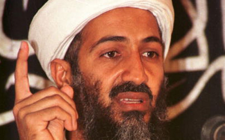 Bin Laden amiatt aggódott, hogy a felesége fogsorába lehallgató berendezést építettek be 