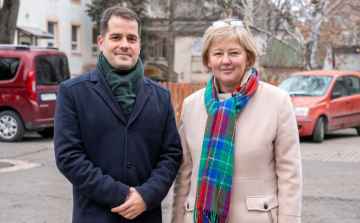 16 millió forint jött össze a Bagolyvár Gyermekotthon Álomudvarára