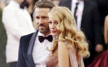 Újabb fotó Blake Lively és Ryan Reynolds kislányáról