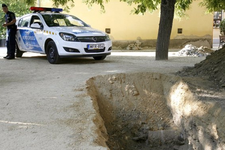 Bomba Székesfehérváron - Fél kilenctől tízezer embert átmenetileg kitelepítenek