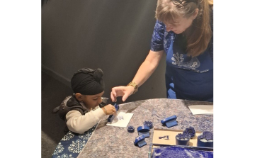 Magyar kékfestés Indiában – kulturális párbeszéd New Delhiben győri résztvevőkkel