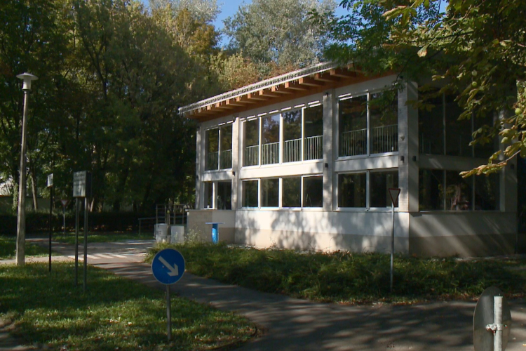 Bontás helyett felújítás