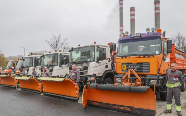 Téli üzemmódban a Győr-Szol járműparkja