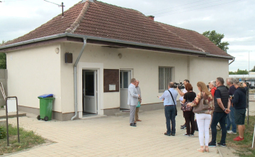 Új illemhelyek az újvárosi temetőben