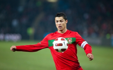 Már háromgyermekes apuka Cristiano Ronaldo