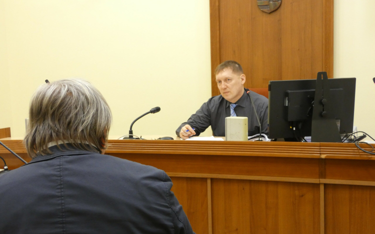 Dézsi Csaba Andrást tanúként hallgatták ki a GYHG-perben