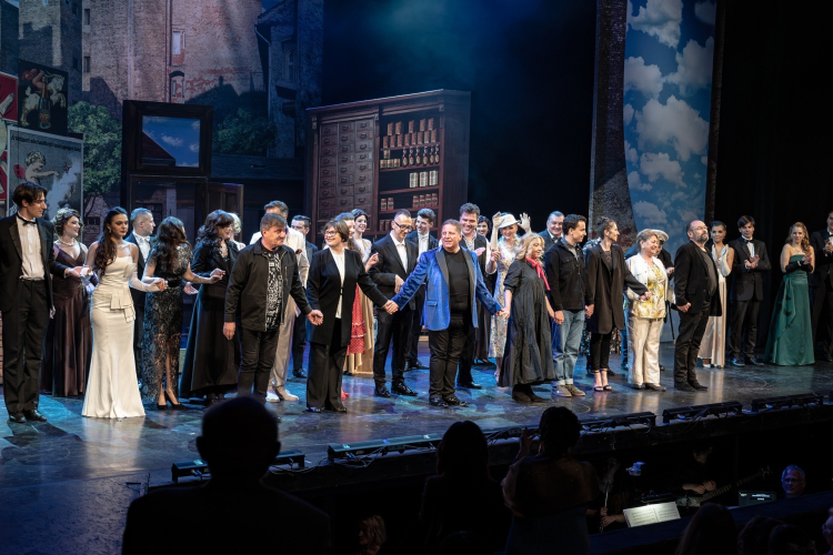 Az évad utolsó premierjét is bemutatták