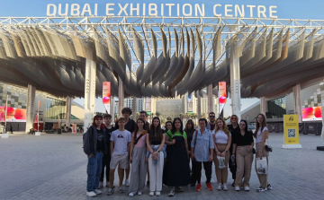 Dubajba repültek a Mórások (VIDEÓ)