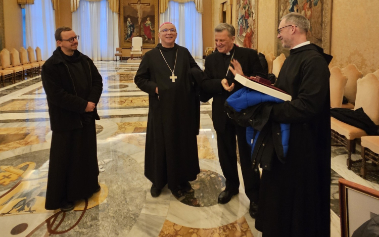 A pannonhalmi bencés delegációt fogadta a pápa