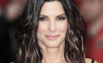 Szellemjárta házban lakott Sandra Bullock - Matthew McConaughey kék színű kísértettel osztozik otthonán