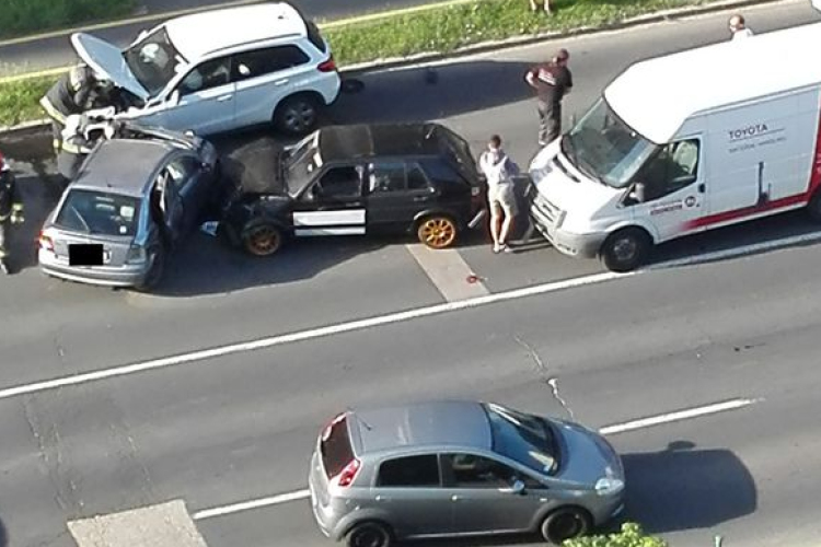 Baleset a Szigethy Attila úton- Három autó ütközött frontálisan