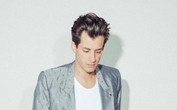 James Bond film főcímdalra pályázik Mark Ronson 