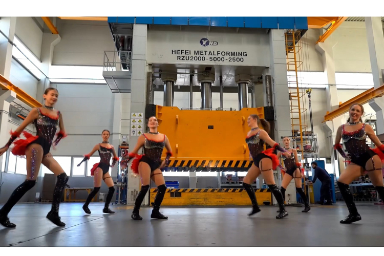 A gépek és a művészet találkozása