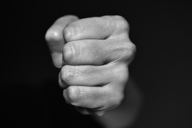 Nem volt jegye, megverte a kalauzt