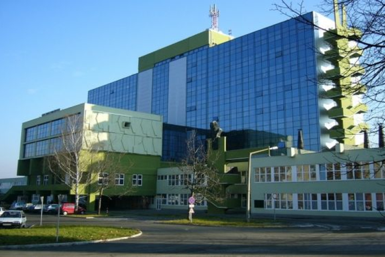 Felhívta a kamasz a tűzoltókat, azt mondta, hogy felrobbantja a kórházat