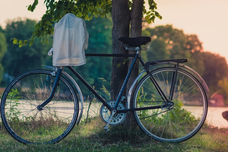 Elkezdődött a Balatoni Bringakör felújítása