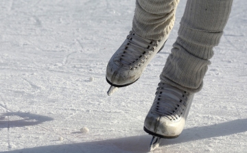 Több helyen elvékonyodott a jég - Veszélyes lehet korcsolyázni 