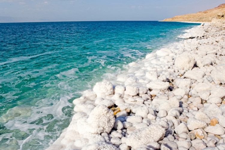 Megfejtették a Holt-tengerben lesüllyedő sókristályok titkát