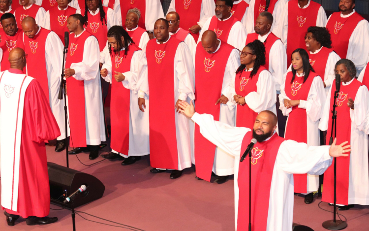 Lélekemelő karácsonyi koncertturné gospel zenével