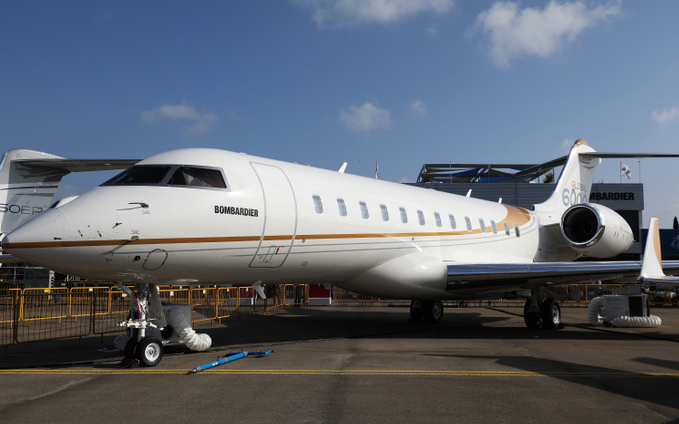 A Guardian értesülése szerint Bécsből magángépek szállítják el az Orbán-kormány alatt meggazdagodottak vagyonát