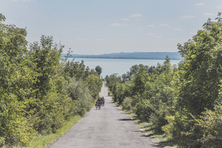 Szeretnél letekerni a Balatonra? Jó hírünk van! 