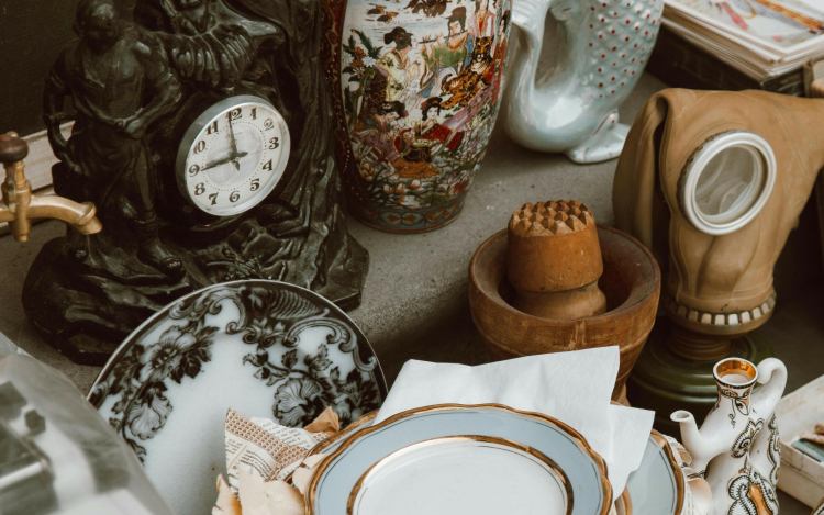 Vasárnap ismét régiségvásár